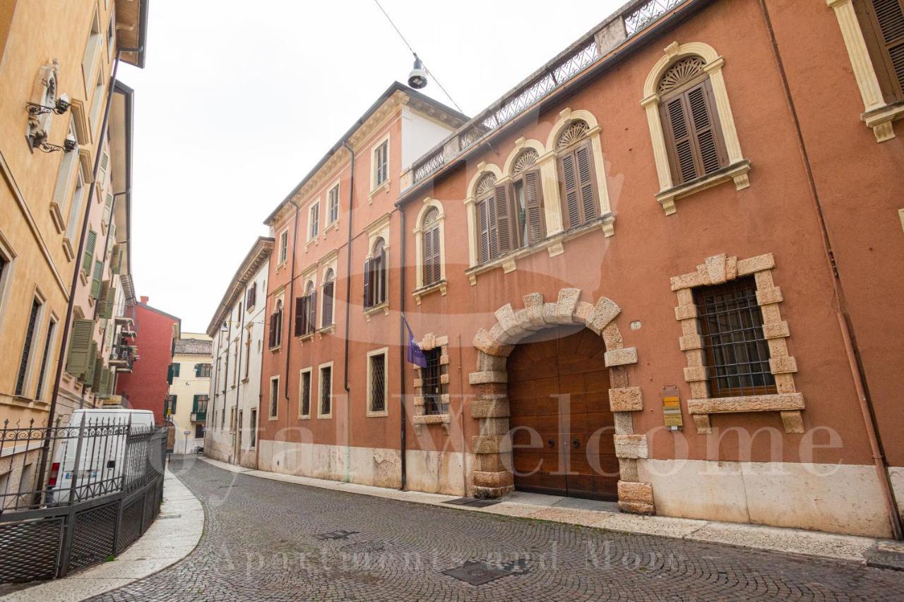 Un Nido Sull'Arena - Royal Welcome Verona Exteriér fotografie